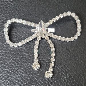 Bow Brooch, Clear Rhinestones- NWOT